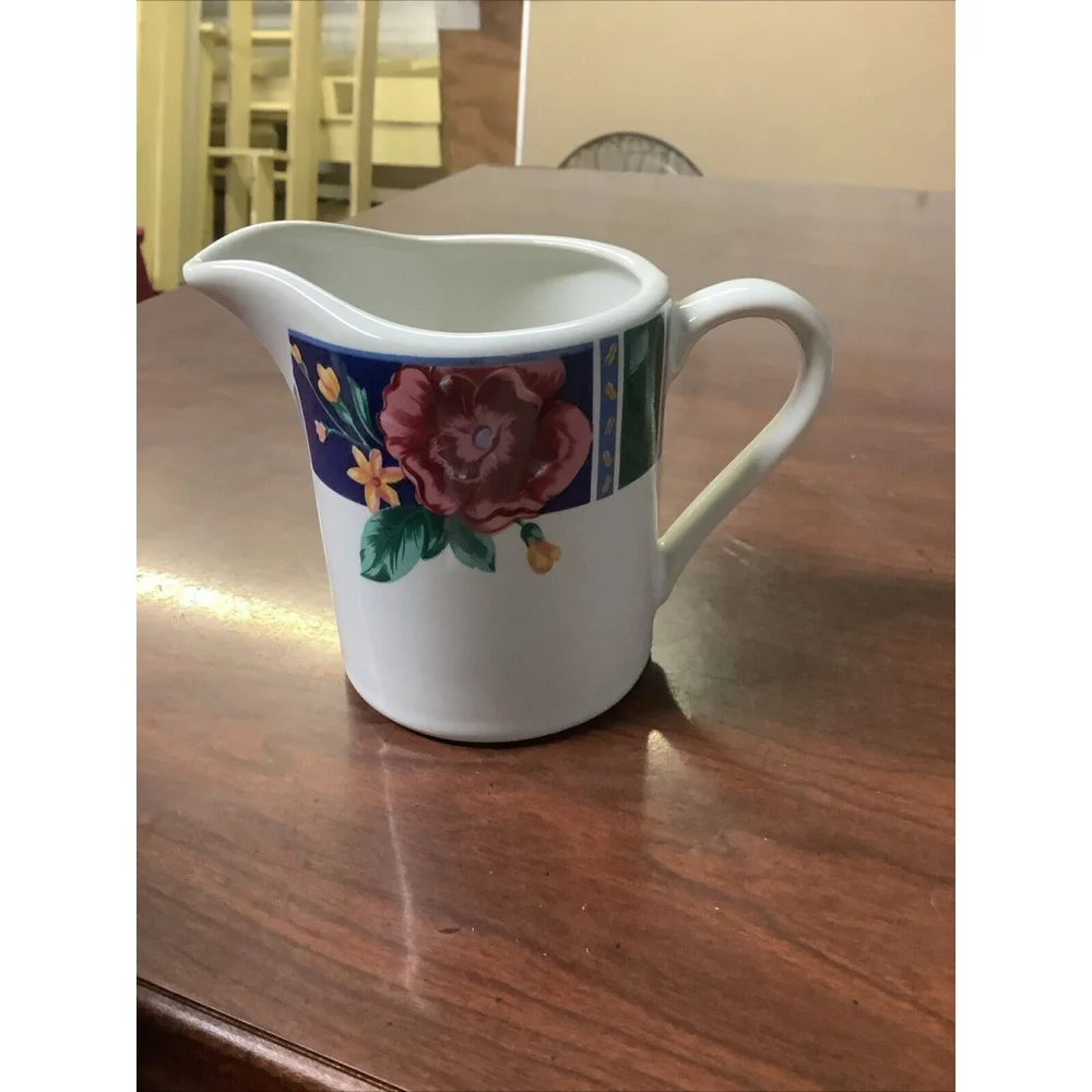 Sango Margaux #4835 Creamer Floral